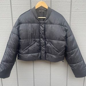 ZARA Contrast Puffer Jacket Womens XL Black Cropped Zip Adjustable button/zip